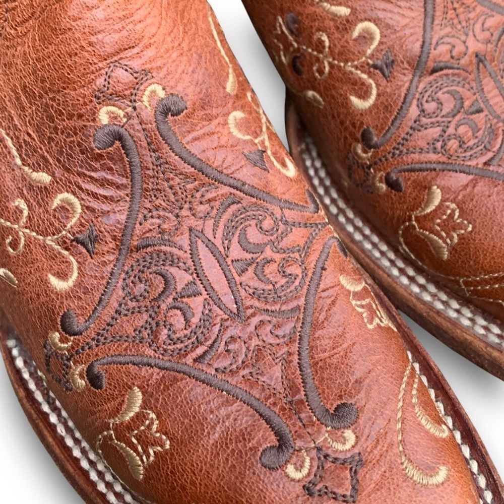 Circle G Cognac Embroidered Cowgirl Leather Cowboy Boots Women’s size 7.5 - Picture 3 of 16